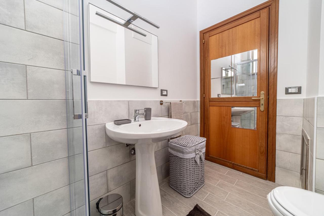 Mondello - Addaura - Le Dimore Dello Zodiaco - Dimora Della Vergine Apartment ปาแลร์โม ภายนอก รูปภาพ