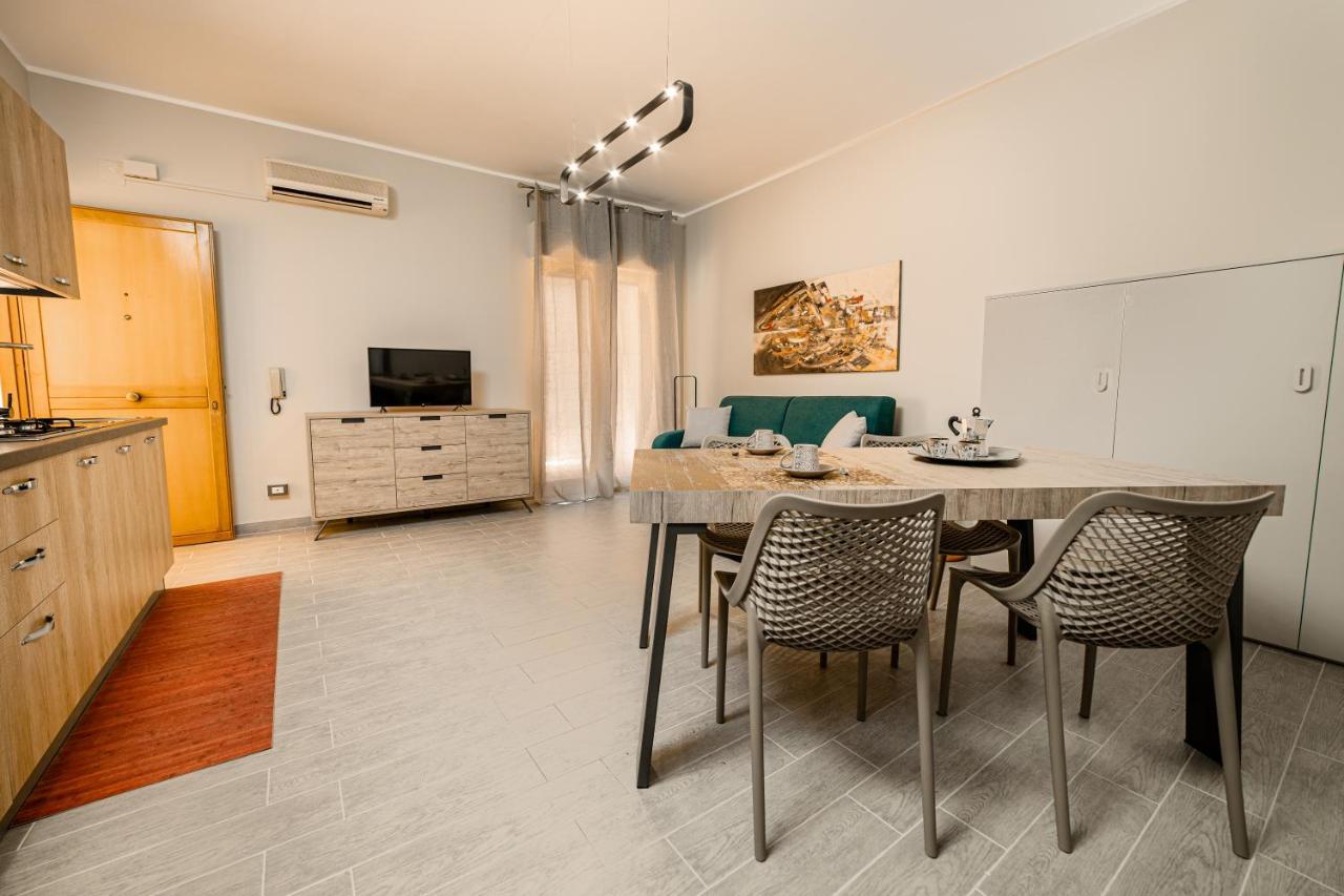 Mondello - Addaura - Le Dimore Dello Zodiaco - Dimora Della Vergine Apartment ปาแลร์โม ภายนอก รูปภาพ
