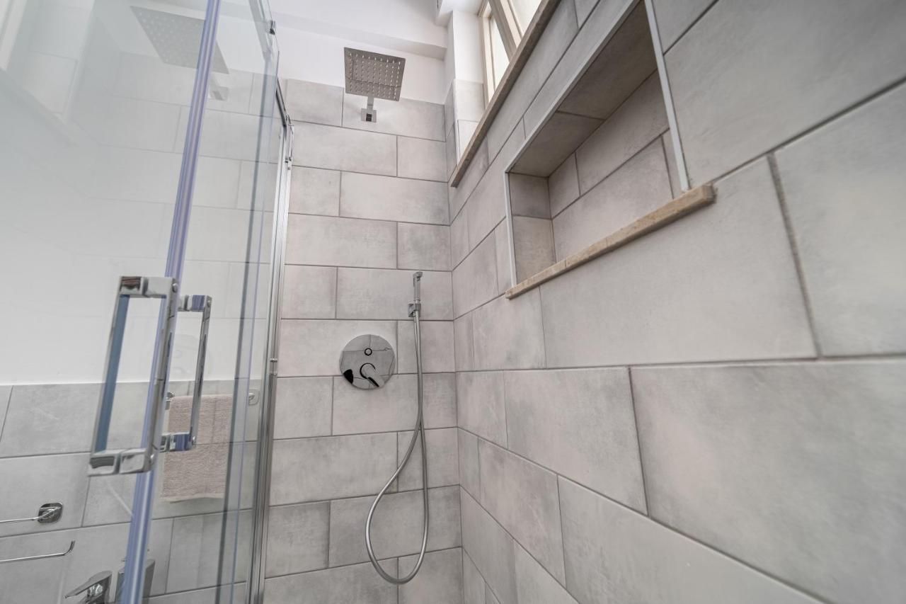 Mondello - Addaura - Le Dimore Dello Zodiaco - Dimora Della Vergine Apartment ปาแลร์โม ภายนอก รูปภาพ