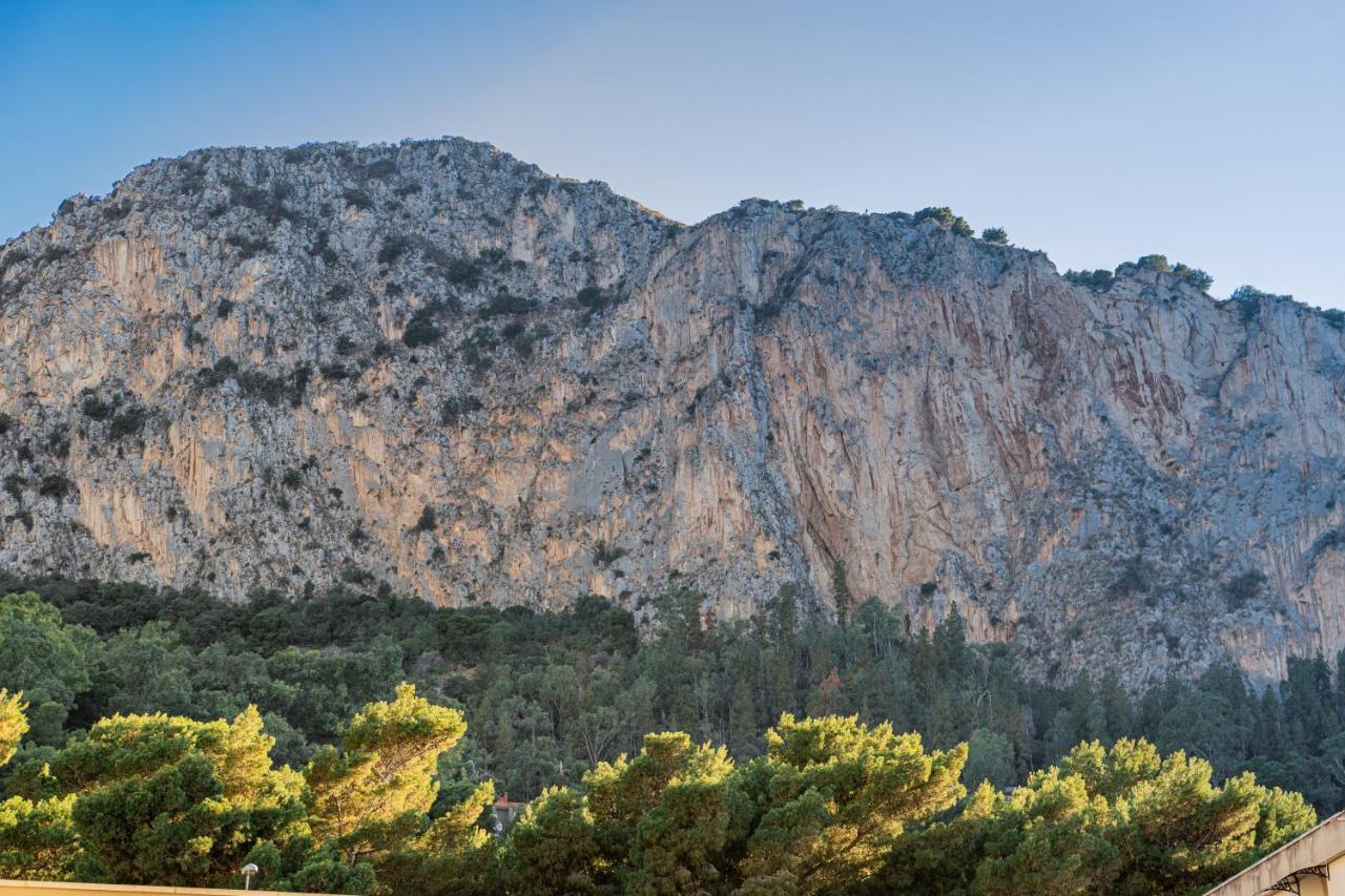 Mondello - Addaura - Le Dimore Dello Zodiaco - Dimora Della Vergine Apartment ปาแลร์โม ภายนอก รูปภาพ
